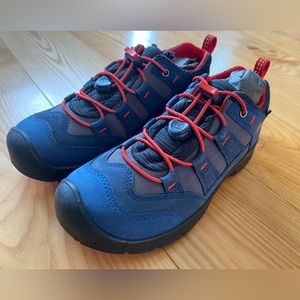 Keen Boy size US 1